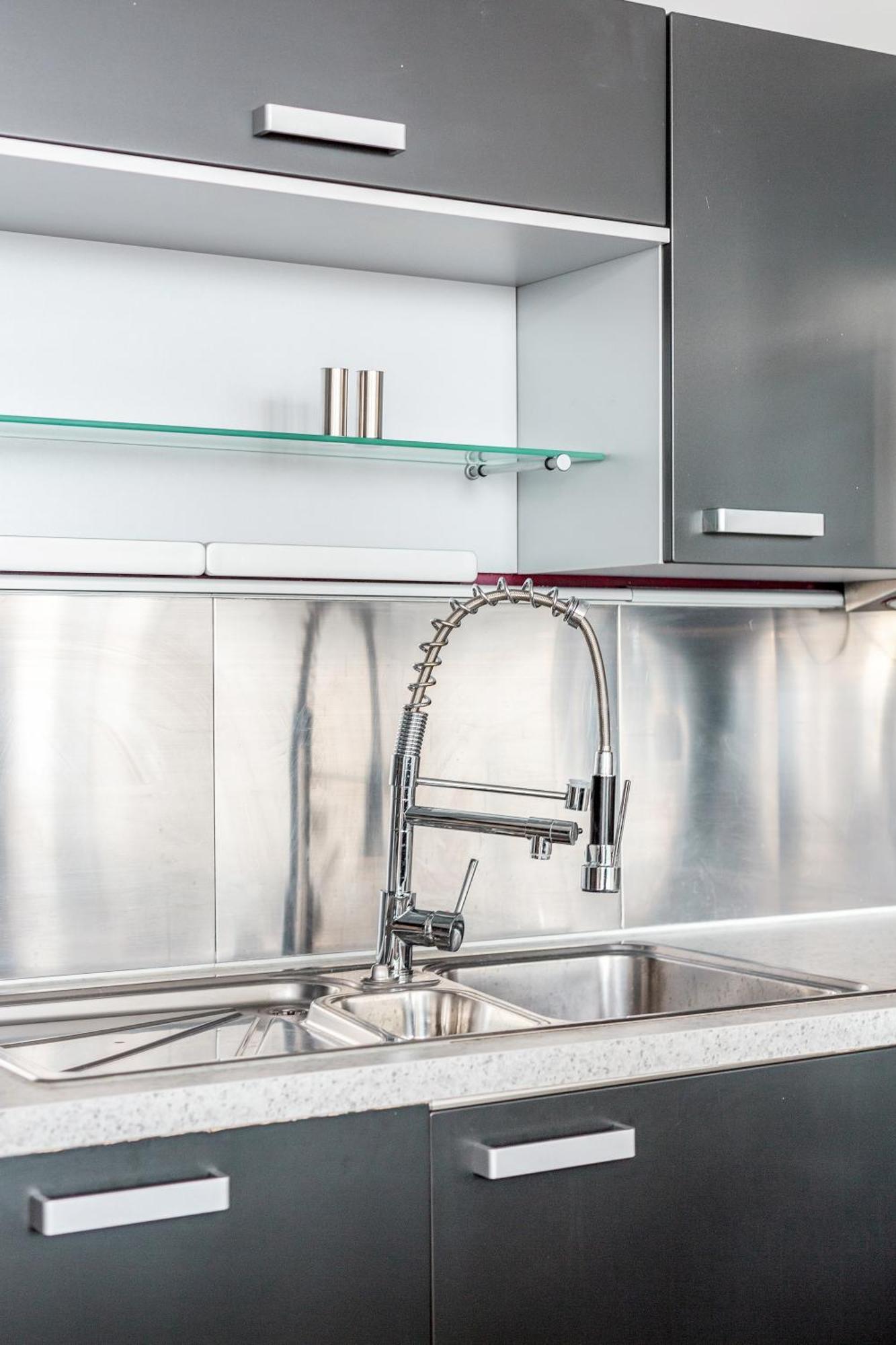Excel Dock Apartments Лондон Экстерьер фото
