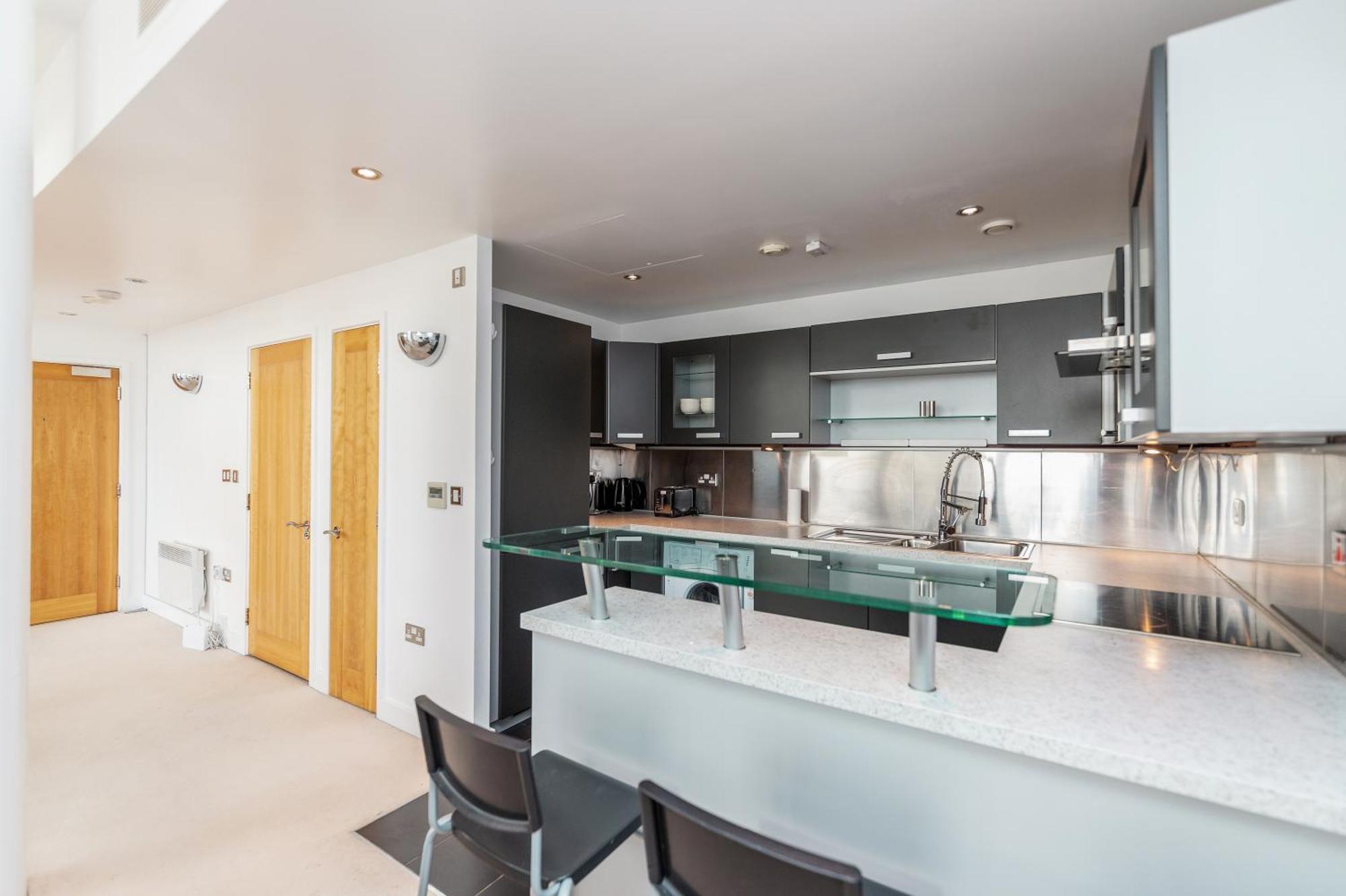 Excel Dock Apartments Лондон Экстерьер фото